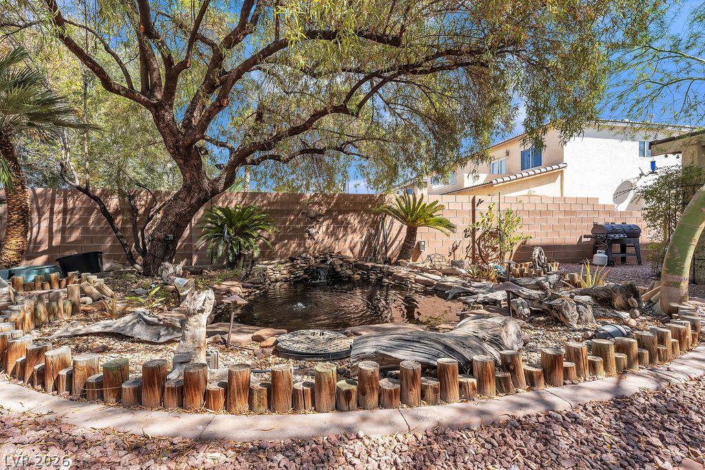 8221 Glistening Rush Street Property Photo 25