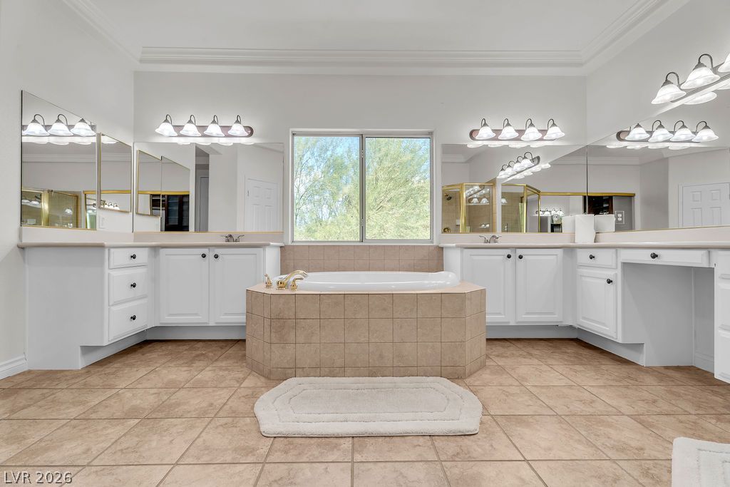 8221 Glistening Rush Street Property Photo 32