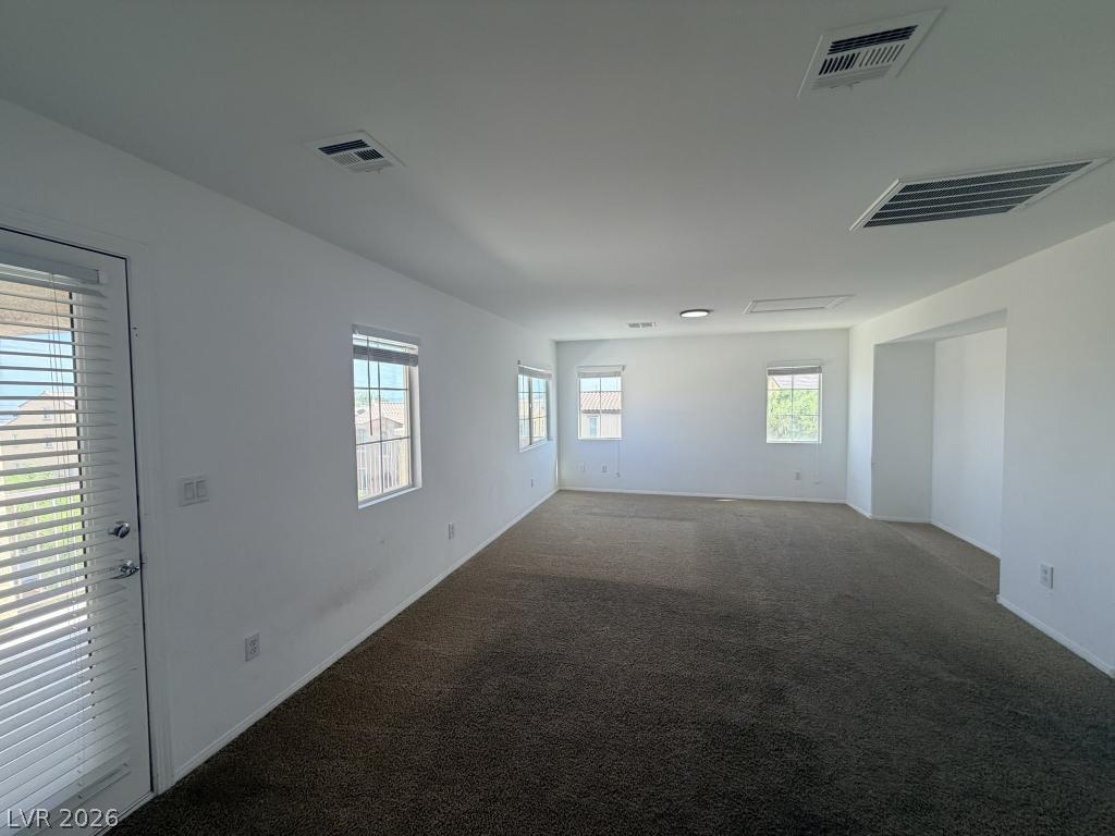 6522 Ditmars Street Property Photo 4