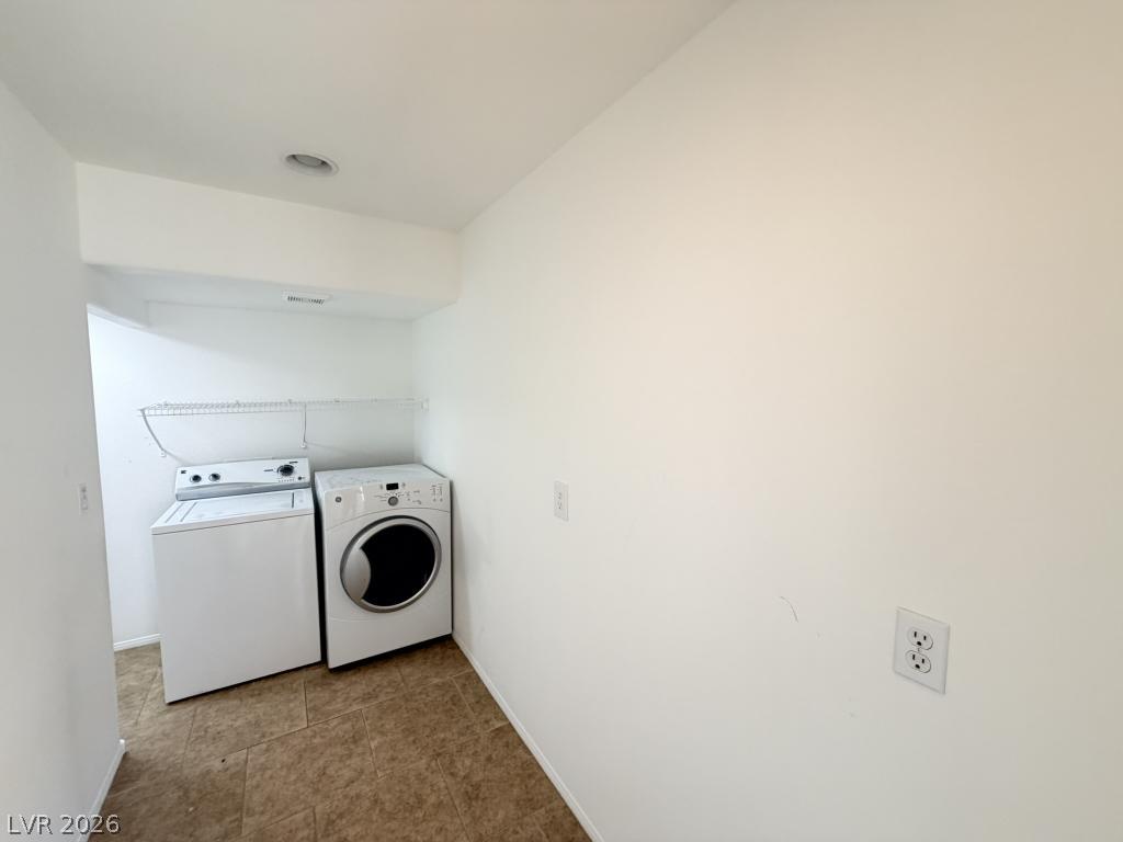 6522 Ditmars Street Property Photo 6