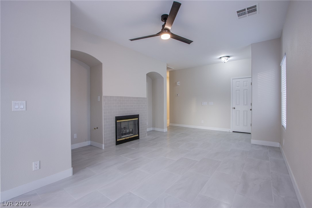 8543 Ebony Hills Way Property Photo 8