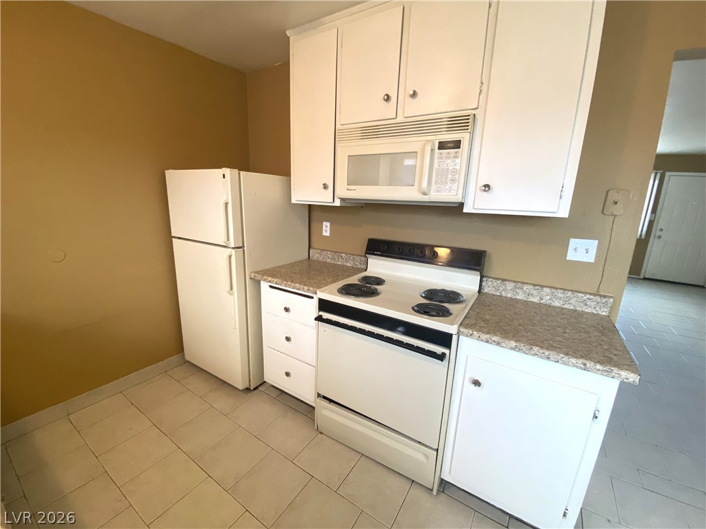 3200 Arlene Way A Property Photo 11