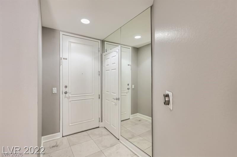 67 East Agate Avenue 208 Property Photo 3
