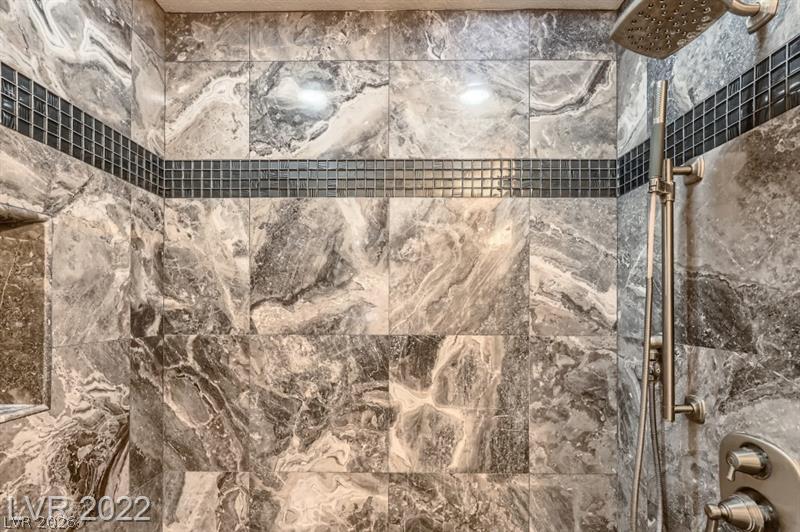 67 East Agate Avenue 208 Property Photo 13