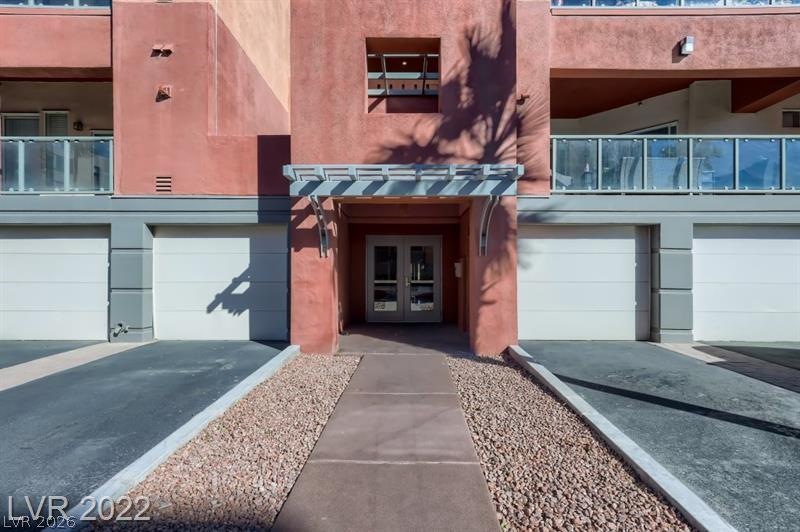 67 East Agate Avenue 208 Property Photo 22