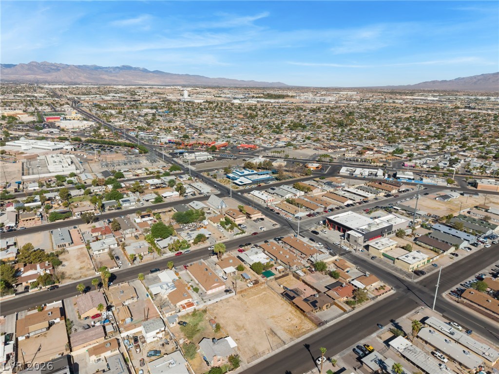 2315 Mccarran Property Photo 3