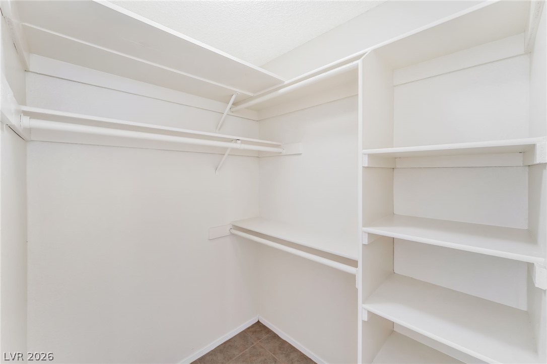 2705 Cheshire Court Property Photo 24