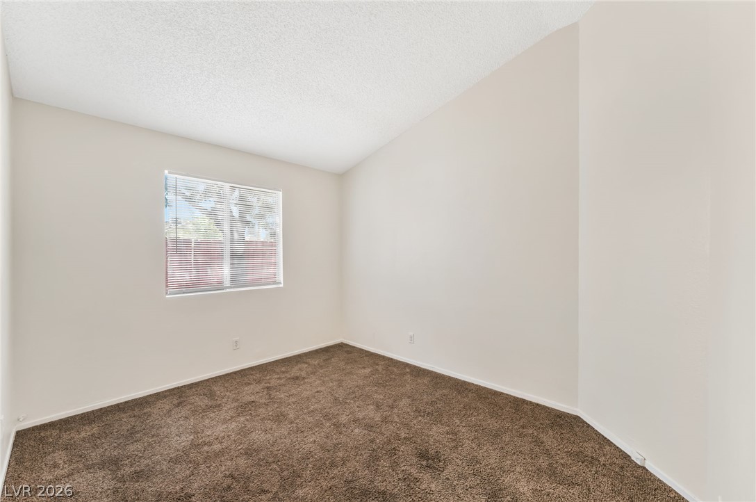 2705 Cheshire Court Property Photo 31