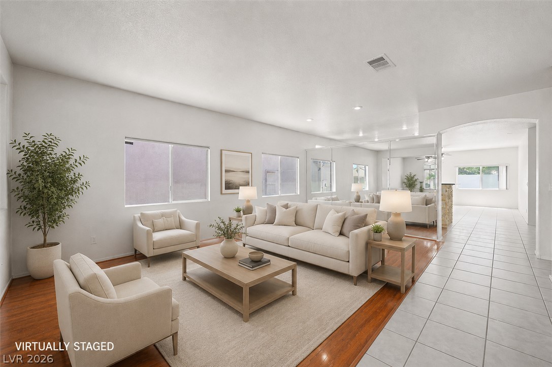 10291 Songsparrow Court Property Photo 2
