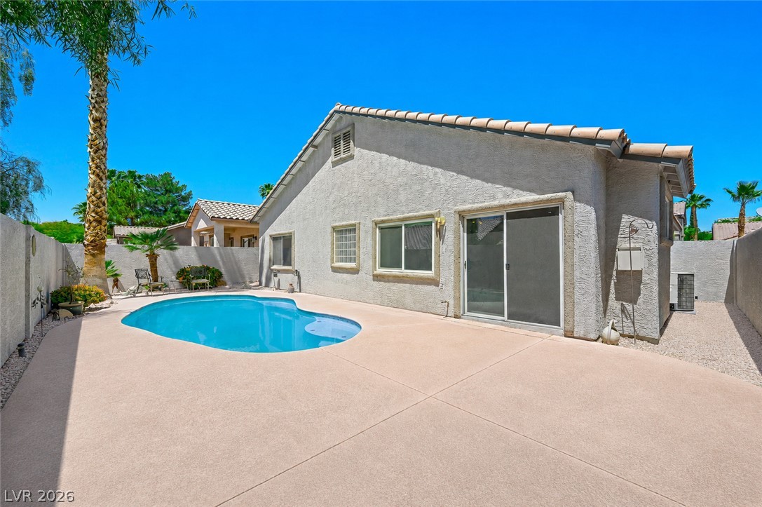 10291 Songsparrow Court Property Photo 12