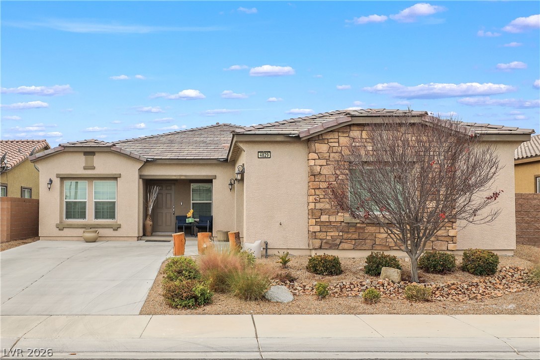 4829 Skyraider Street Property Photo 3
