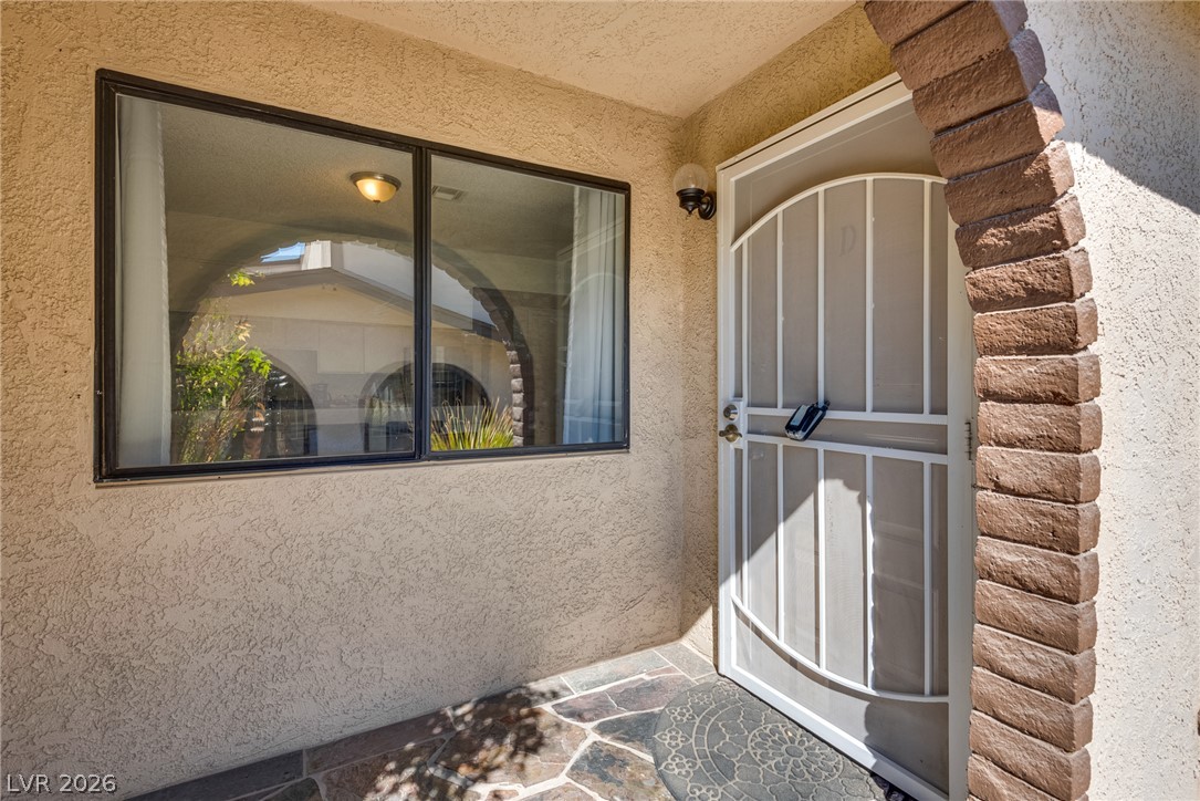5829 Smoke Ranch Road D Property Photo 4