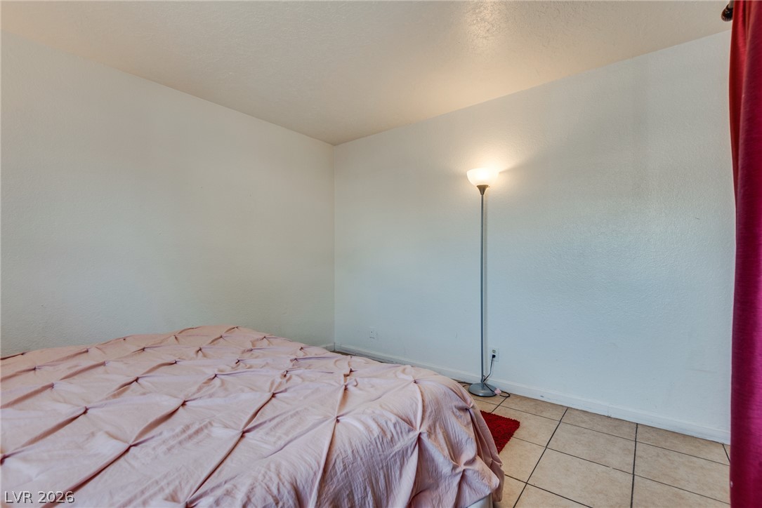 5829 Smoke Ranch Road D Property Photo 23