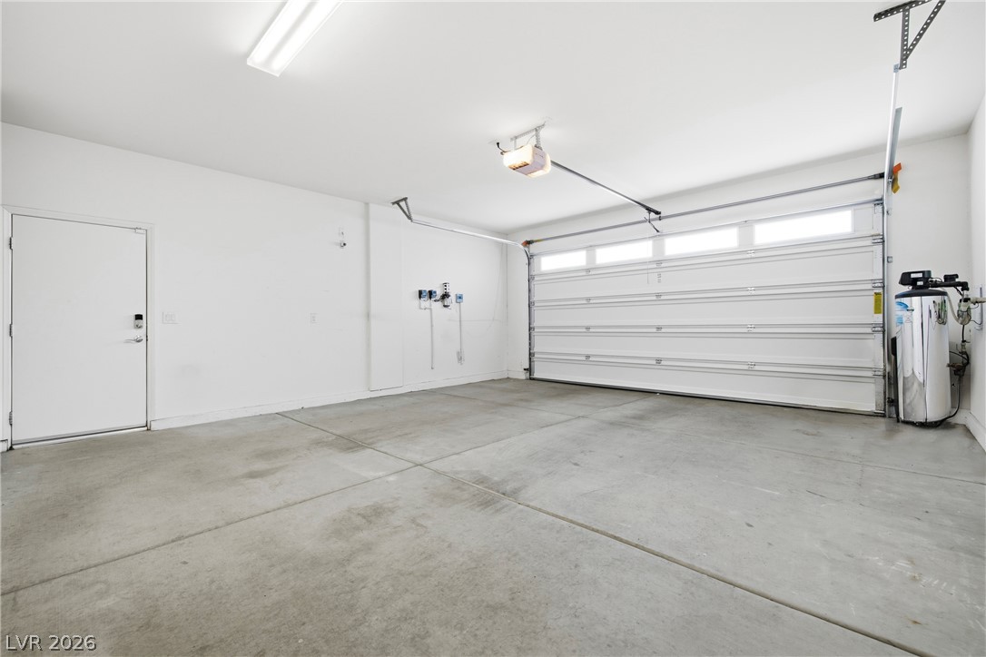 6125 Steinway Avenue Property Photo 28