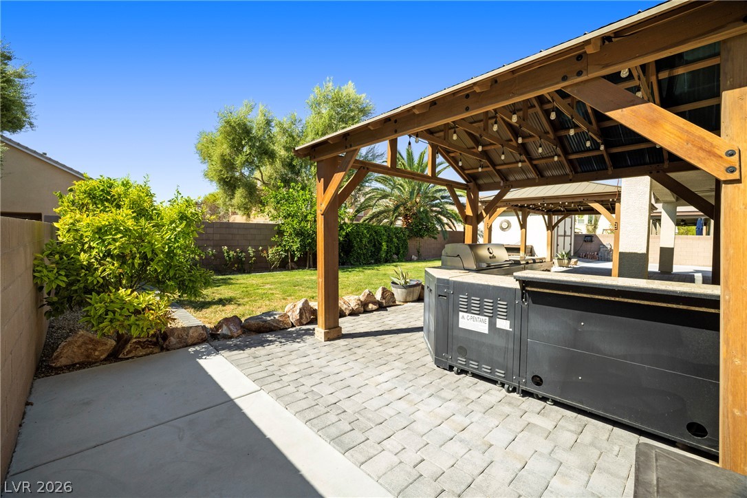 6125 Steinway Avenue Property Photo 33