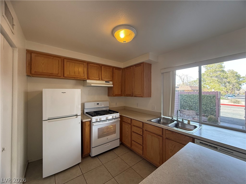 6211 Meadowhaven Lane Property Photo 8