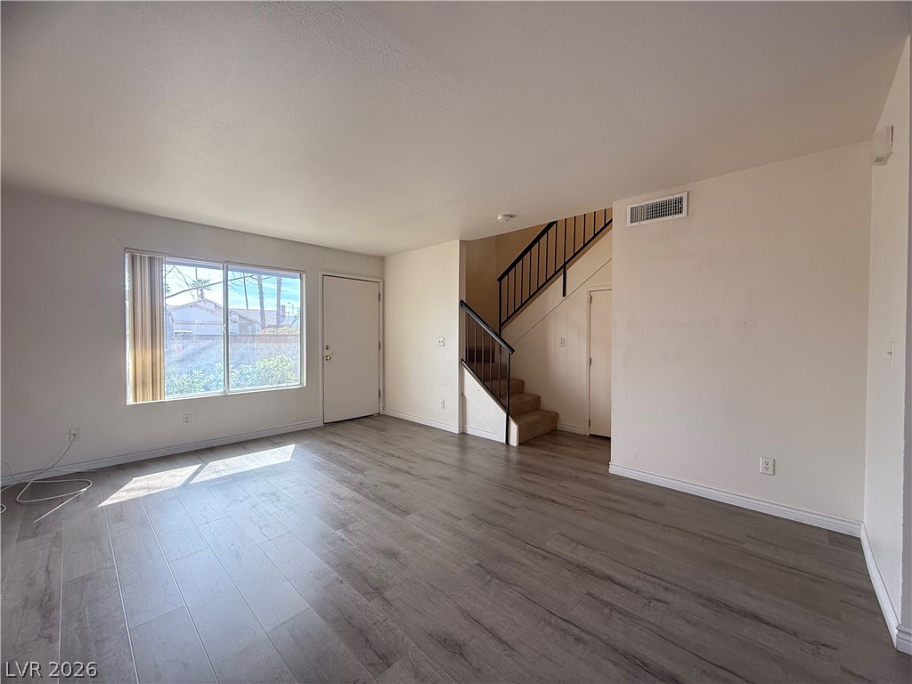 6211 Meadowhaven Lane Property Photo 11