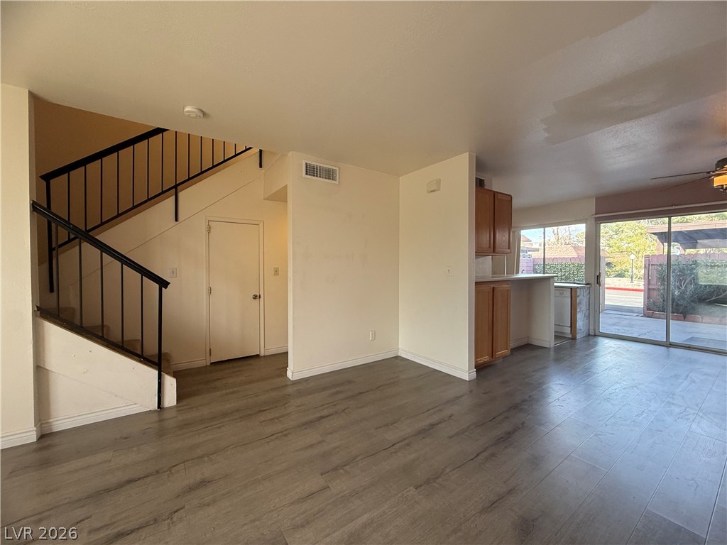 6211 Meadowhaven Lane Property Photo 12