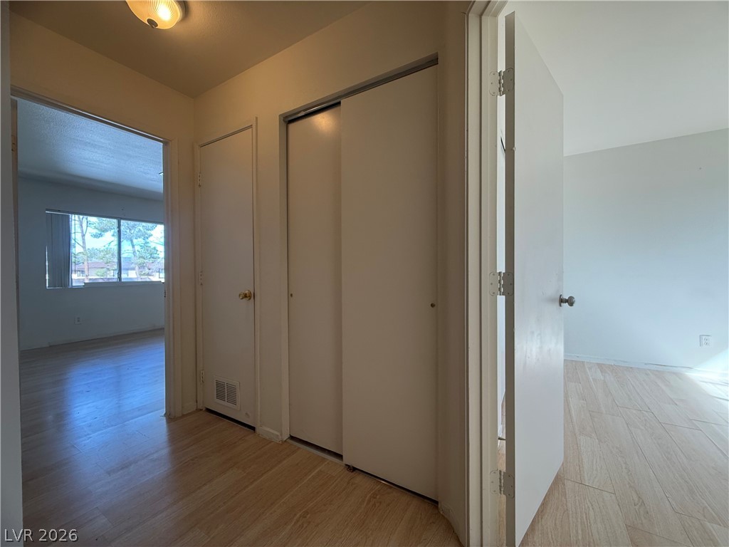 6211 Meadowhaven Lane Property Photo 27