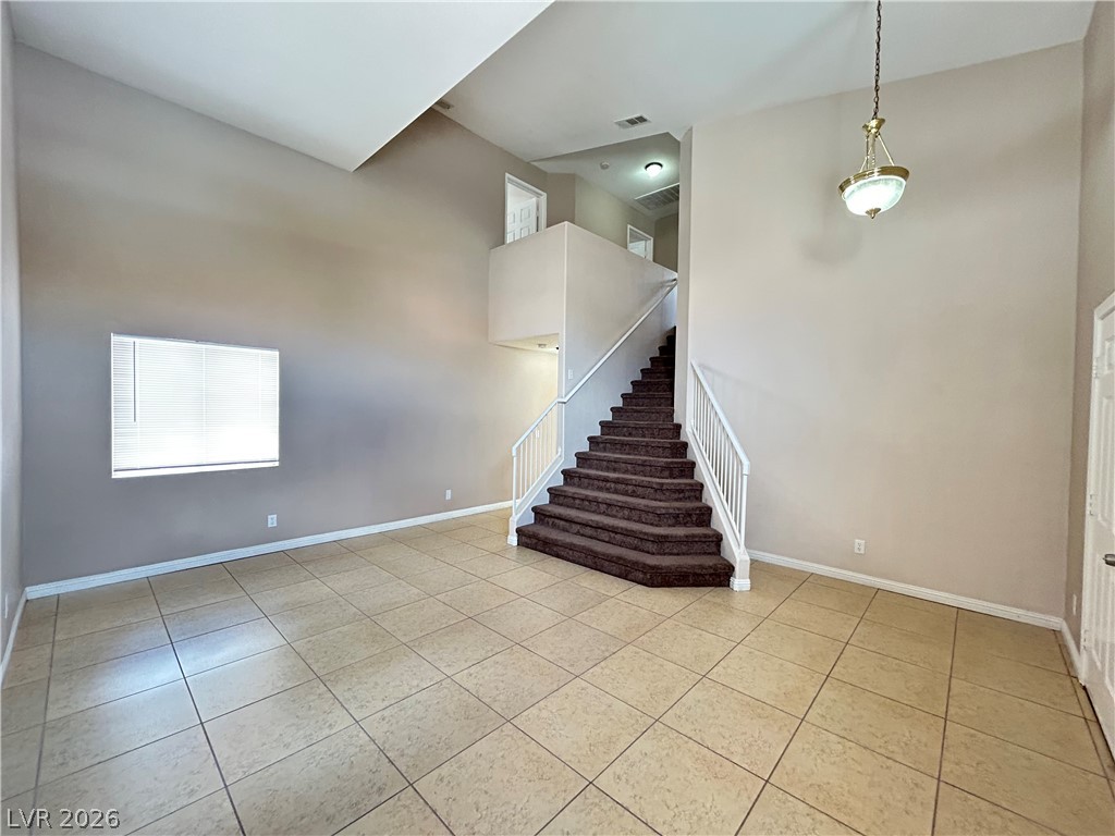 9317 Mountain Cliffs Avenue Property Photo 3