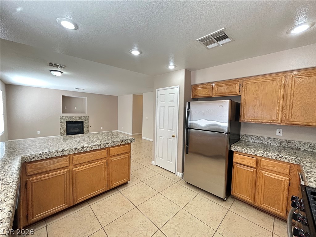 9317 Mountain Cliffs Avenue Property Photo 6