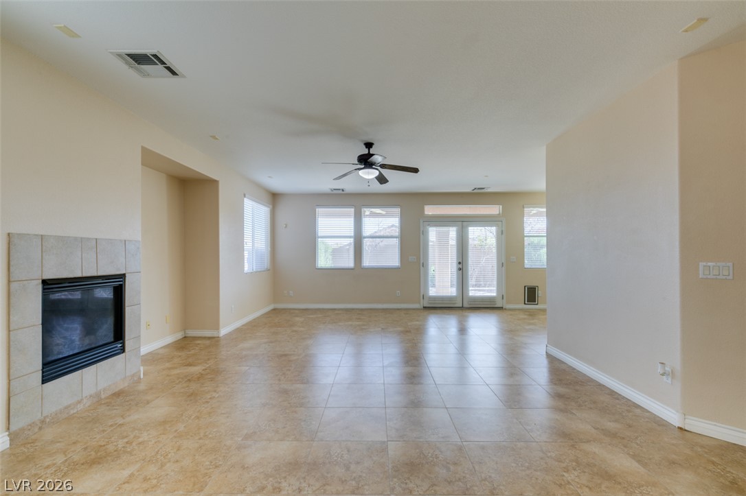 2822 Kinknockie Way Property Photo 8