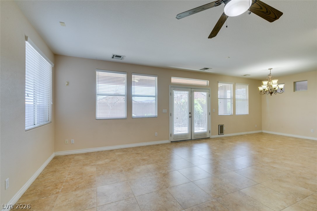 2822 Kinknockie Way Property Photo 9