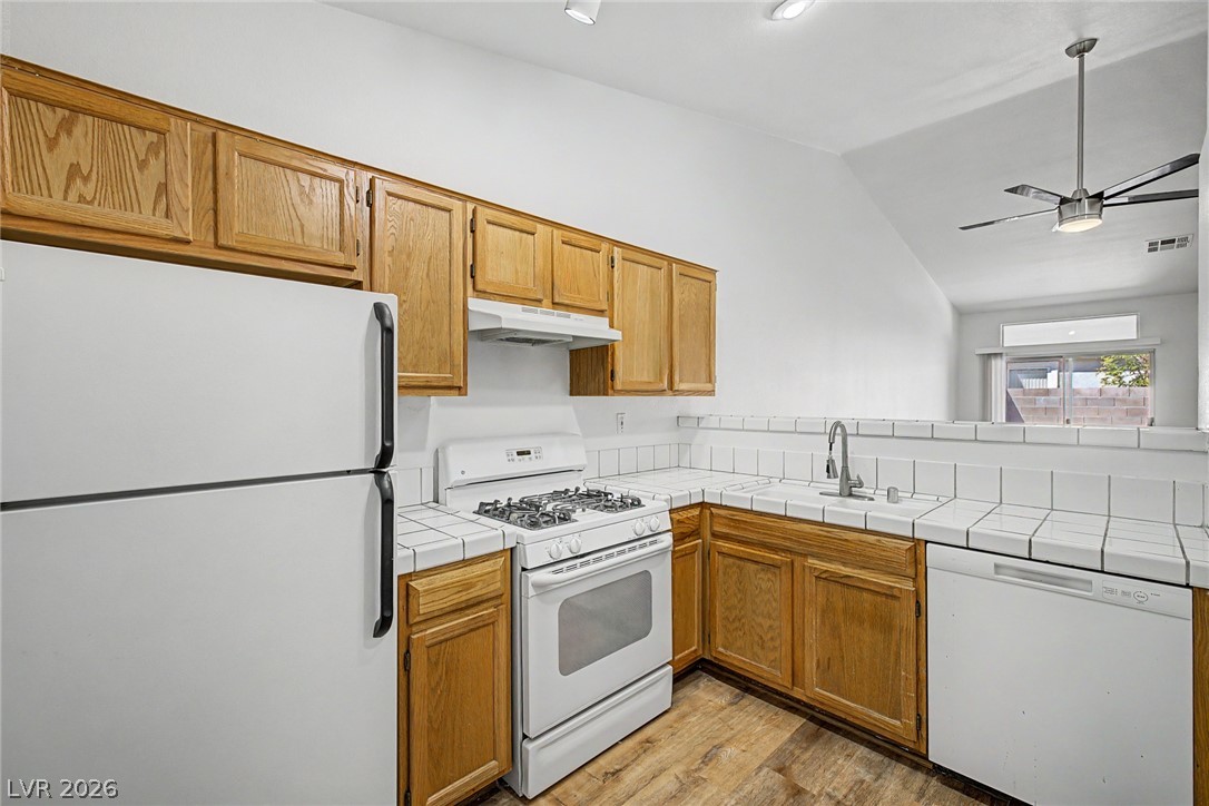 115 Tapatio Street Property Photo 13