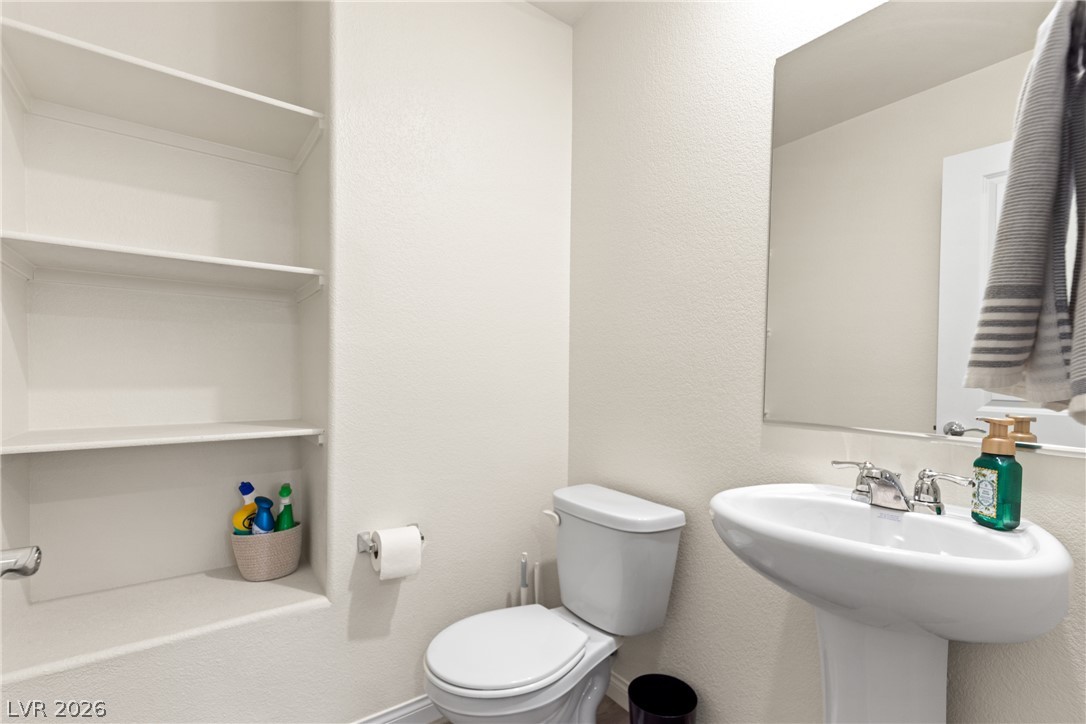 593 Harmony Rock Avenue Property Photo 24