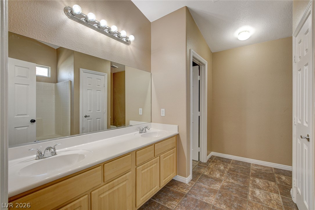 8926 Tomnitz Avenue Property Photo 24