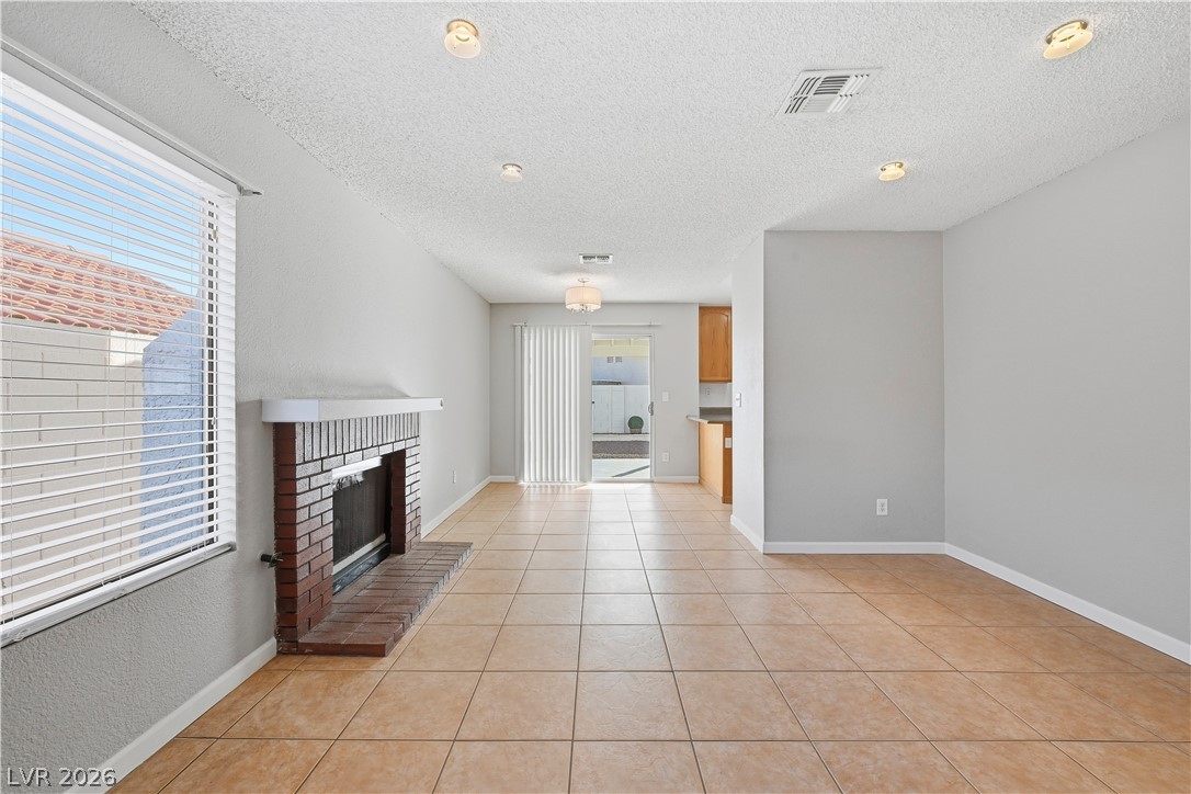 2413 Muirfield Avenue Property Photo 16