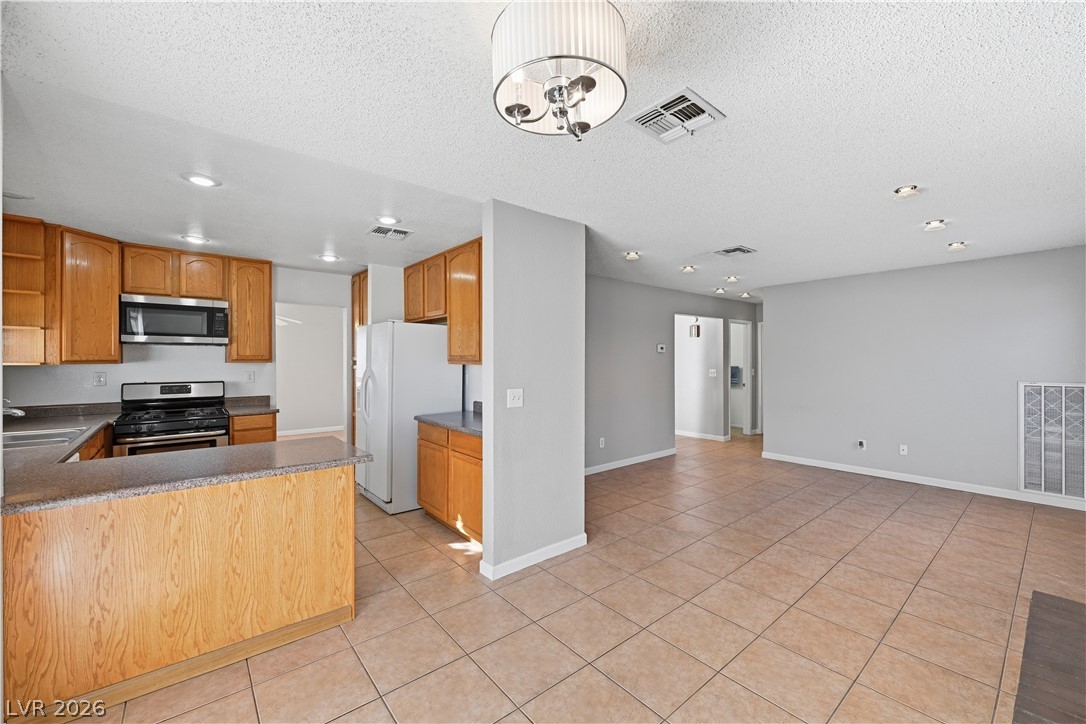 2413 Muirfield Avenue Property Photo 18