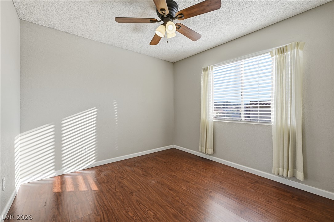 2413 Muirfield Avenue Property Photo 23