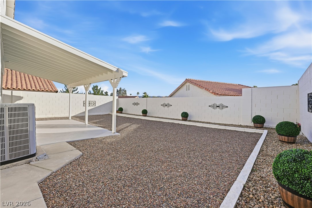 2413 Muirfield Avenue Property Photo 39