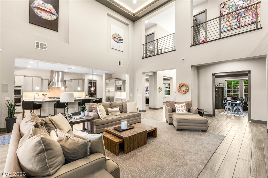 6294 Magnifico Circle Property Photo 10