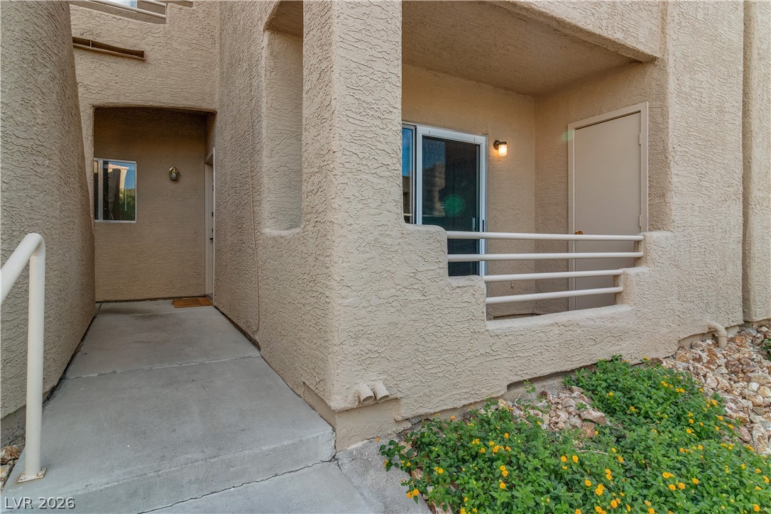 2243 Aspen Mirror Way 102 Property Photo 3