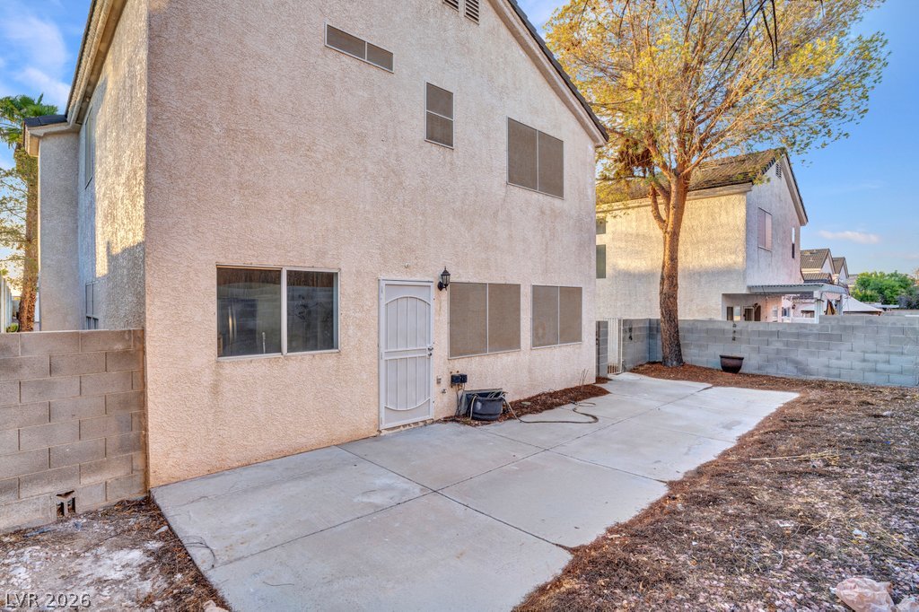 4321 Coyote Crest Court Property Photo 36
