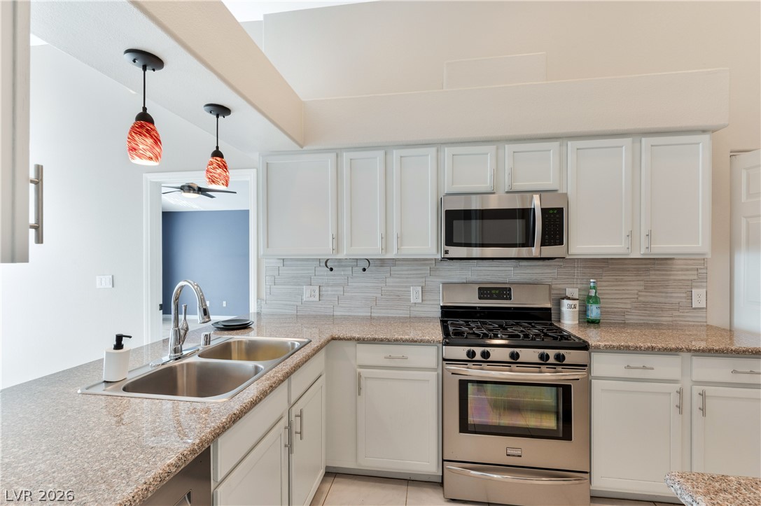 5049 Forest Oaks Drive Property Photo 6