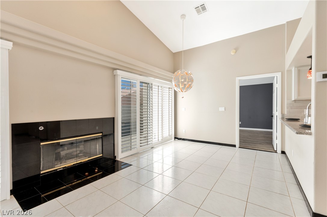 5049 Forest Oaks Drive Property Photo 10