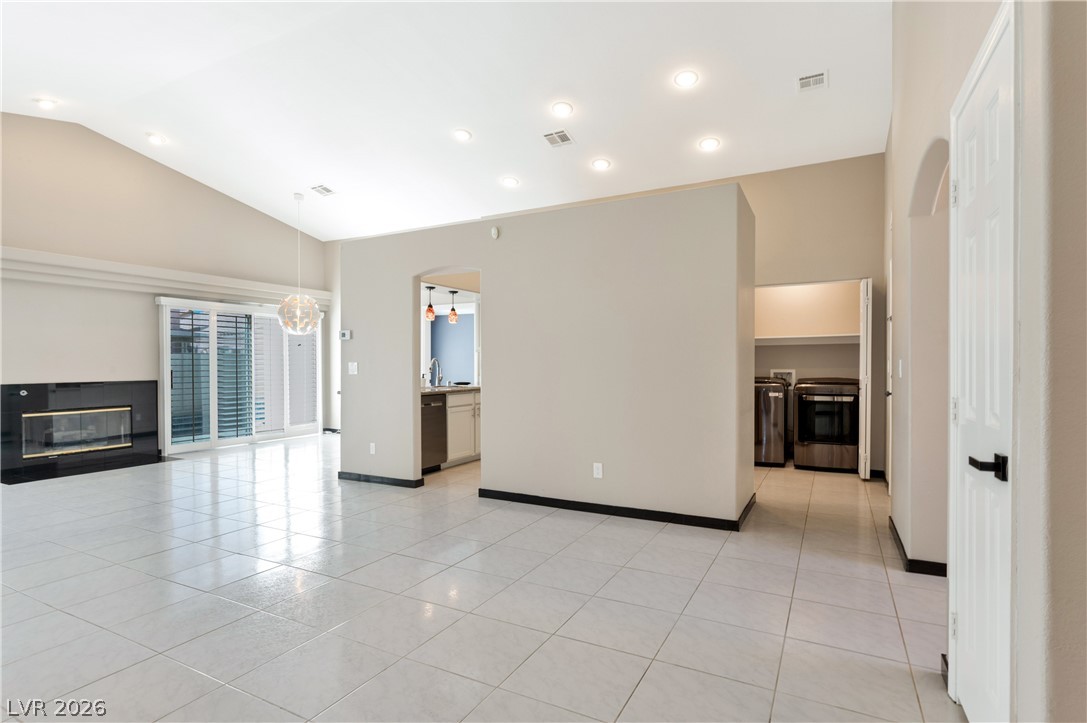 5049 Forest Oaks Drive Property Photo 16