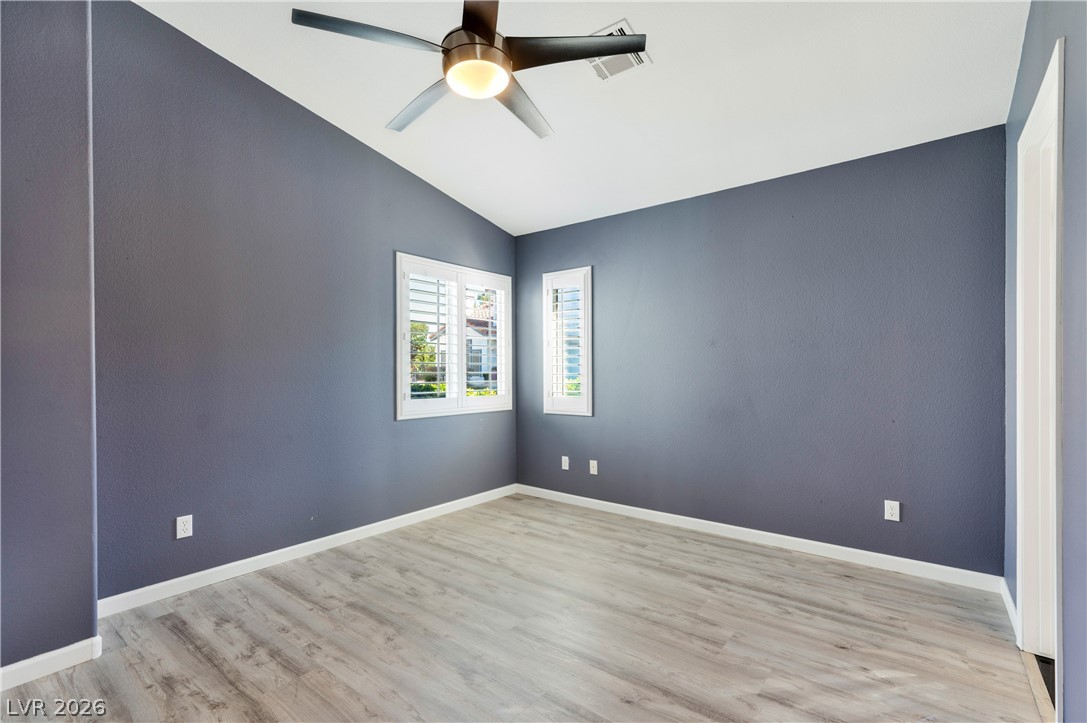 5049 Forest Oaks Drive Property Photo 23