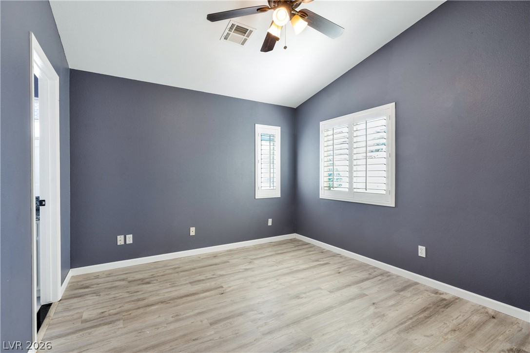 5049 Forest Oaks Drive Property Photo 27