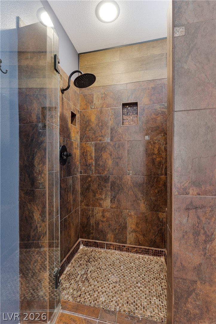 5049 Forest Oaks Drive Property Photo 33