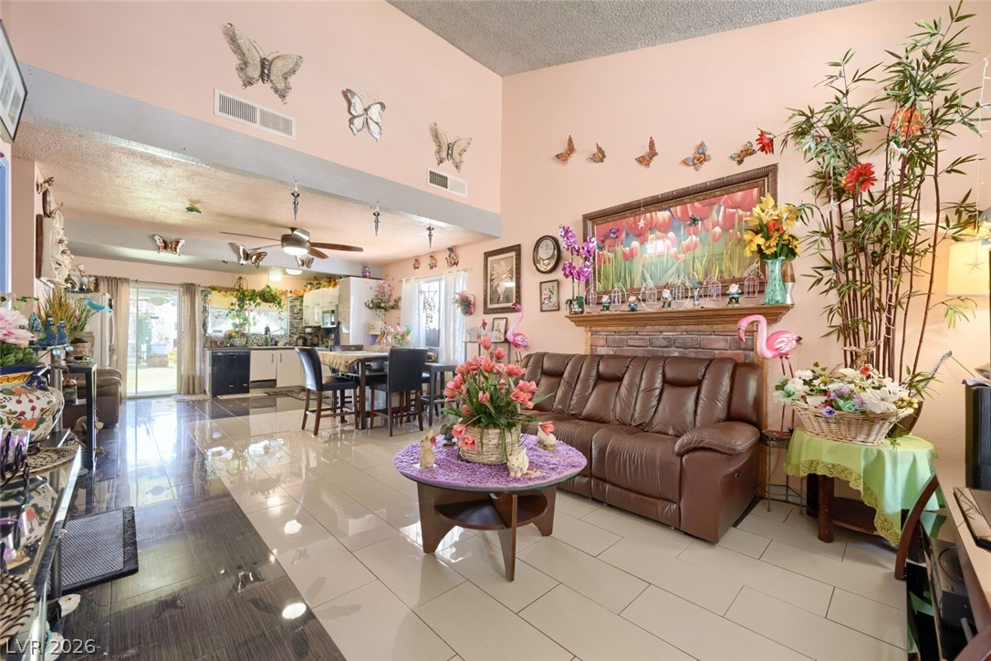 4385 Sunnyview Court Property Photo 15
