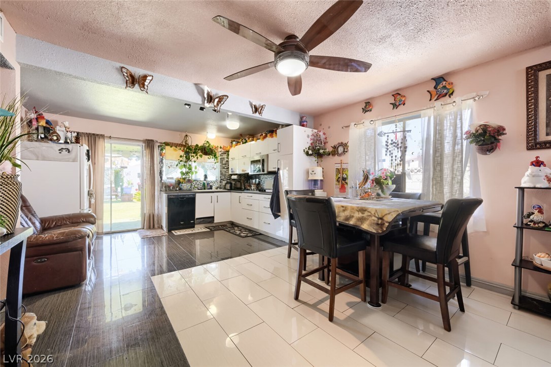4385 Sunnyview Court Property Photo 21
