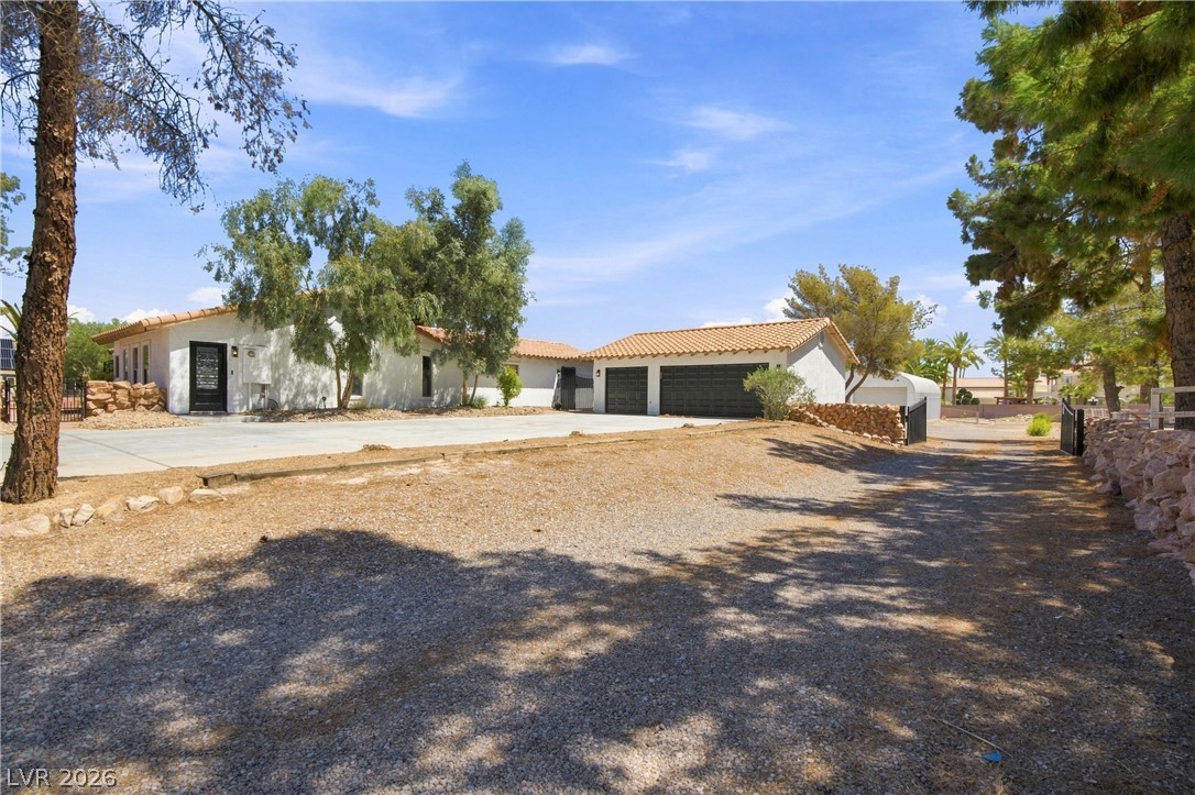 7744 Rancho Destino Road Property Photo 8
