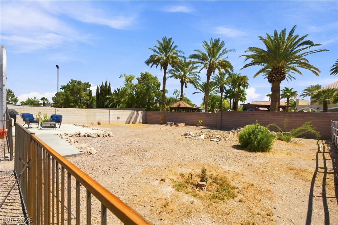 7744 Rancho Destino Road Property Photo 13