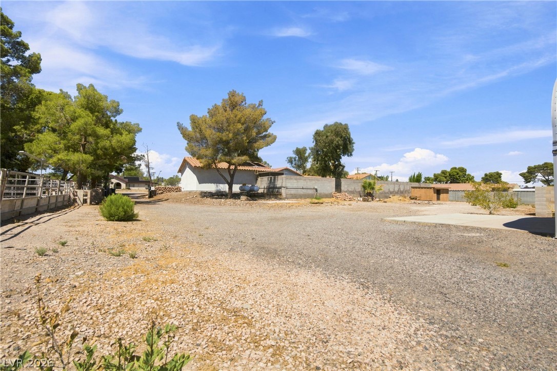 7744 Rancho Destino Road Property Photo 14