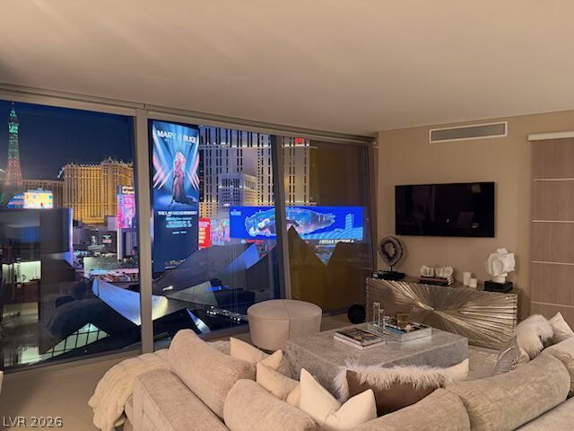 3722 South Las Vegas Boulevard 807 Property Photo 2