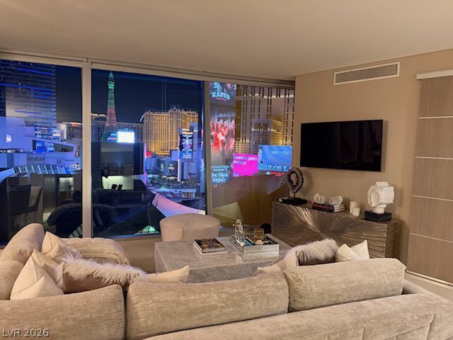 3722 South Las Vegas Boulevard 807 Property Photo 4